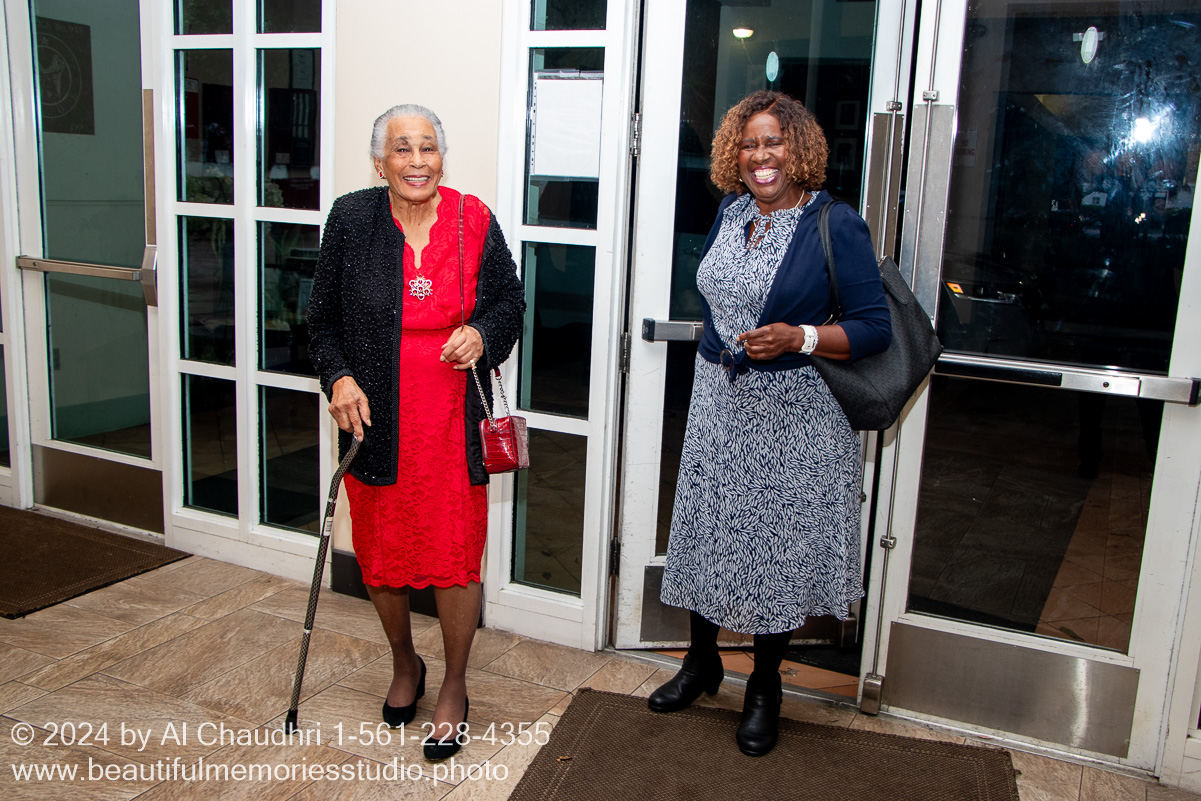 Retirement celebration of Mavis Cole on October 12, 2024 by Al Chaudhri / www.beautifulmemoriesstudio.photo