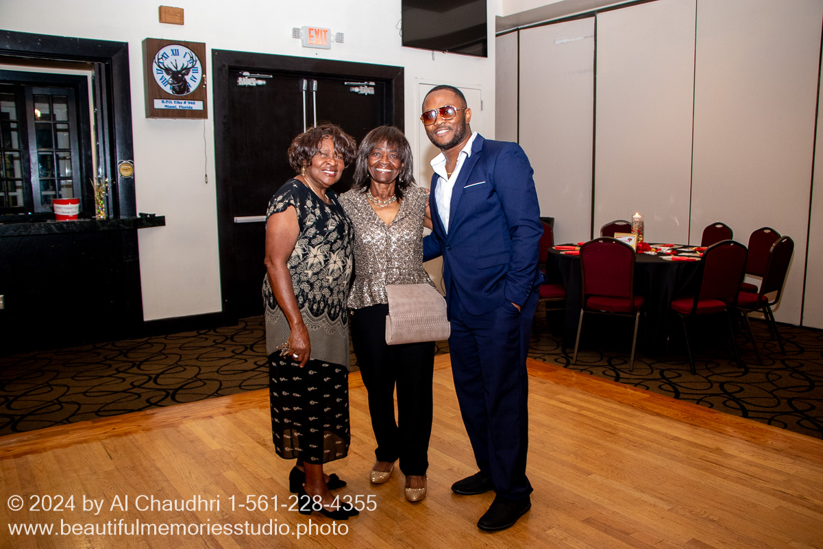 Retirement celebration of Mavis Cole on October 12, 2024 by Al Chaudhri / www.beautifulmemoriesstudio.photo