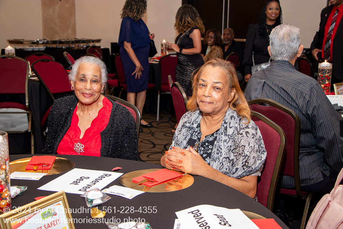 Retirement celebration of Mavis Cole on October 12, 2024 by Al Chaudhri / www.beautifulmemoriesstudio.photo