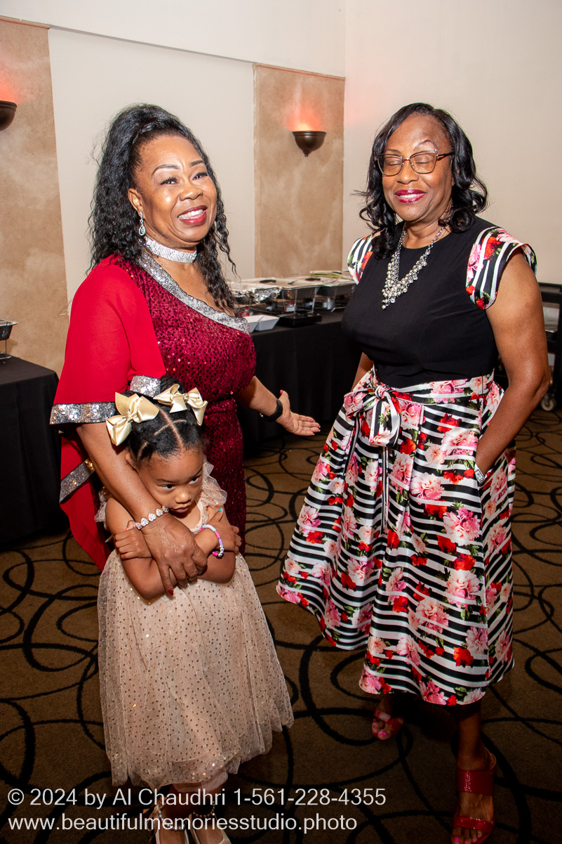 Retirement celebration of Mavis Cole on October 12, 2024 by Al Chaudhri / www.beautifulmemoriesstudio.photo