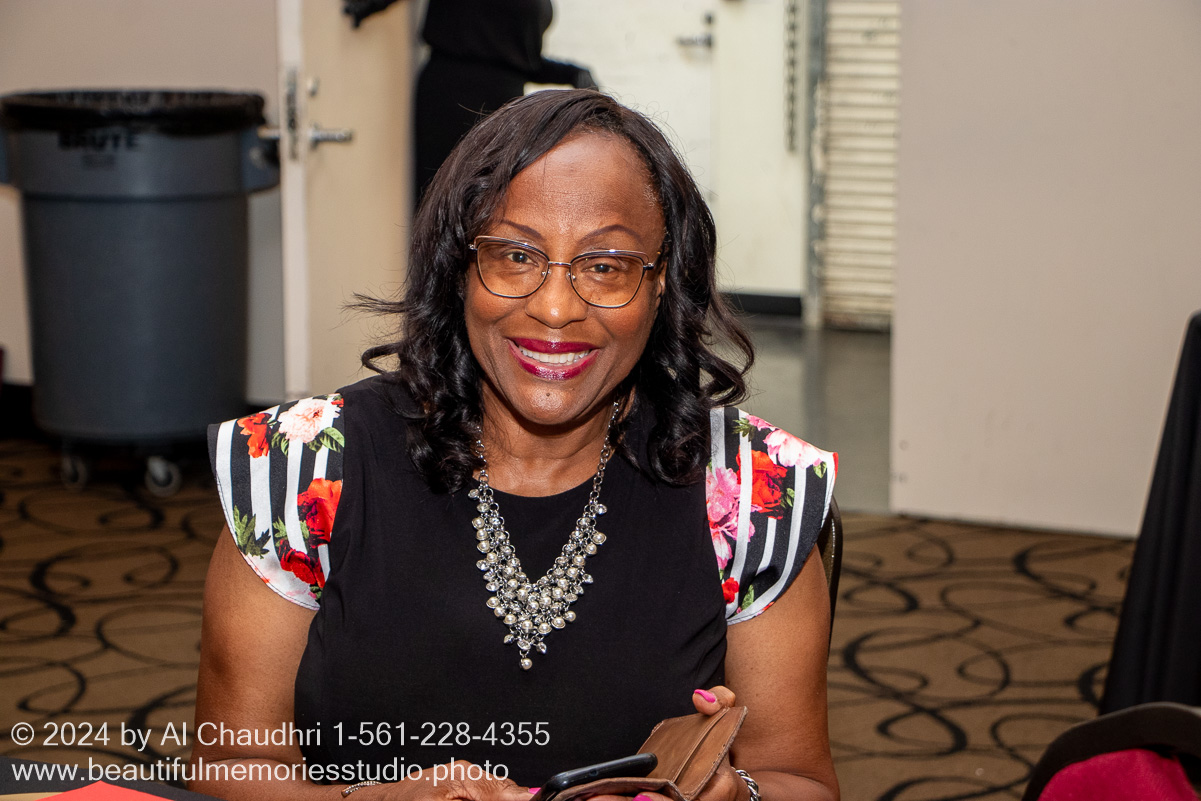 Retirement celebration of Mavis Cole on October 12, 2024 by Al Chaudhri / www.beautifulmemoriesstudio.photo