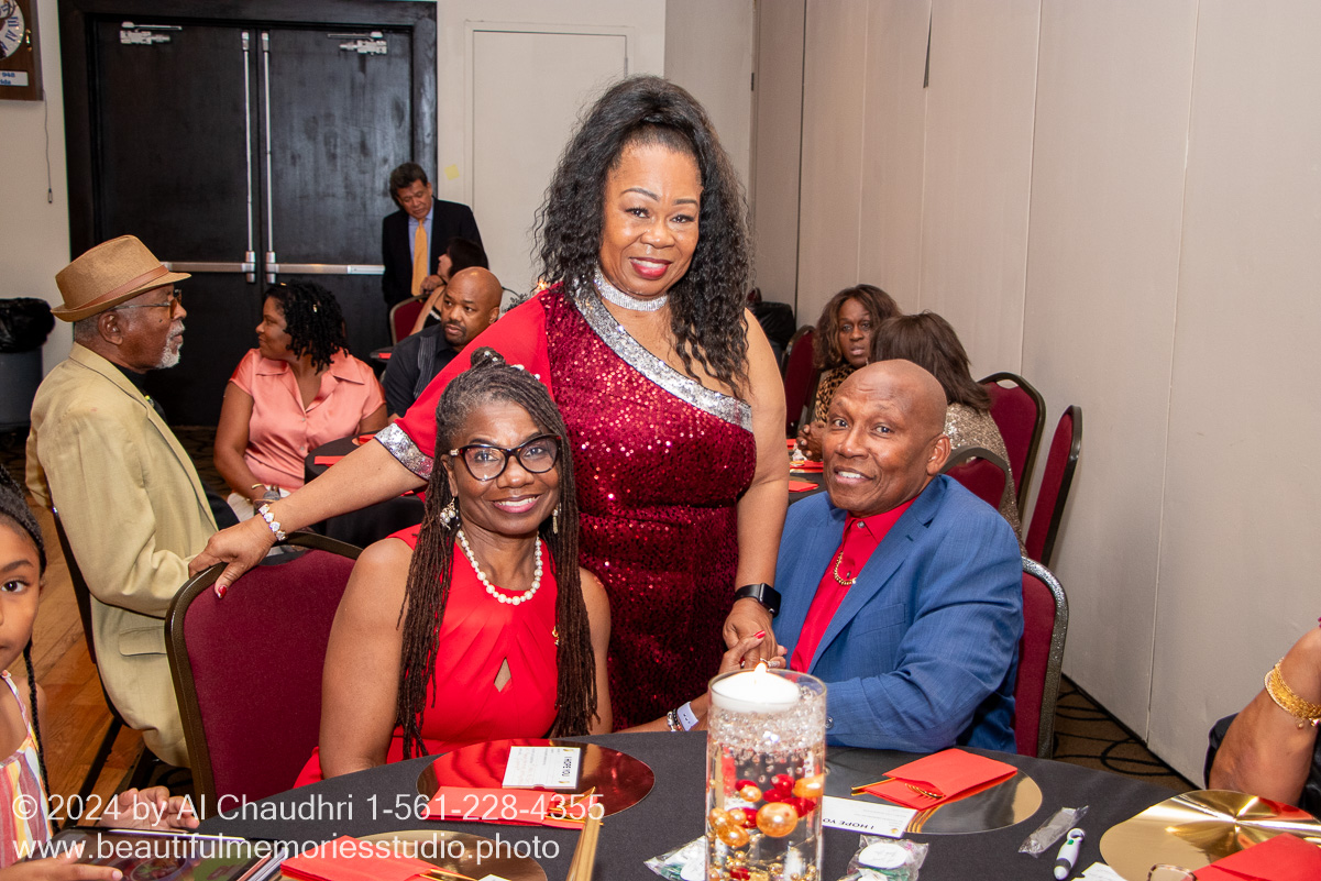 Retirement celebration of Mavis Cole on October 12, 2024 by Al Chaudhri / www.beautifulmemoriesstudio.photo