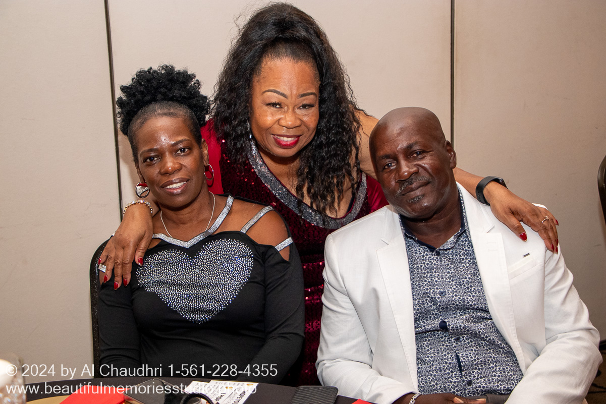 Retirement celebration of Mavis Cole on October 12, 2024 by Al Chaudhri / www.beautifulmemoriesstudio.photo