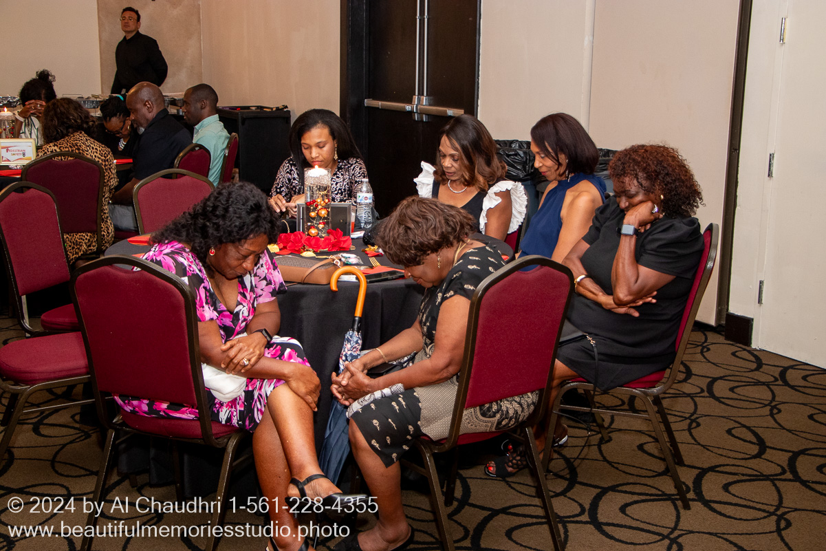 Retirement celebration of Mavis Cole on October 12, 2024 by Al Chaudhri / www.beautifulmemoriesstudio.photo