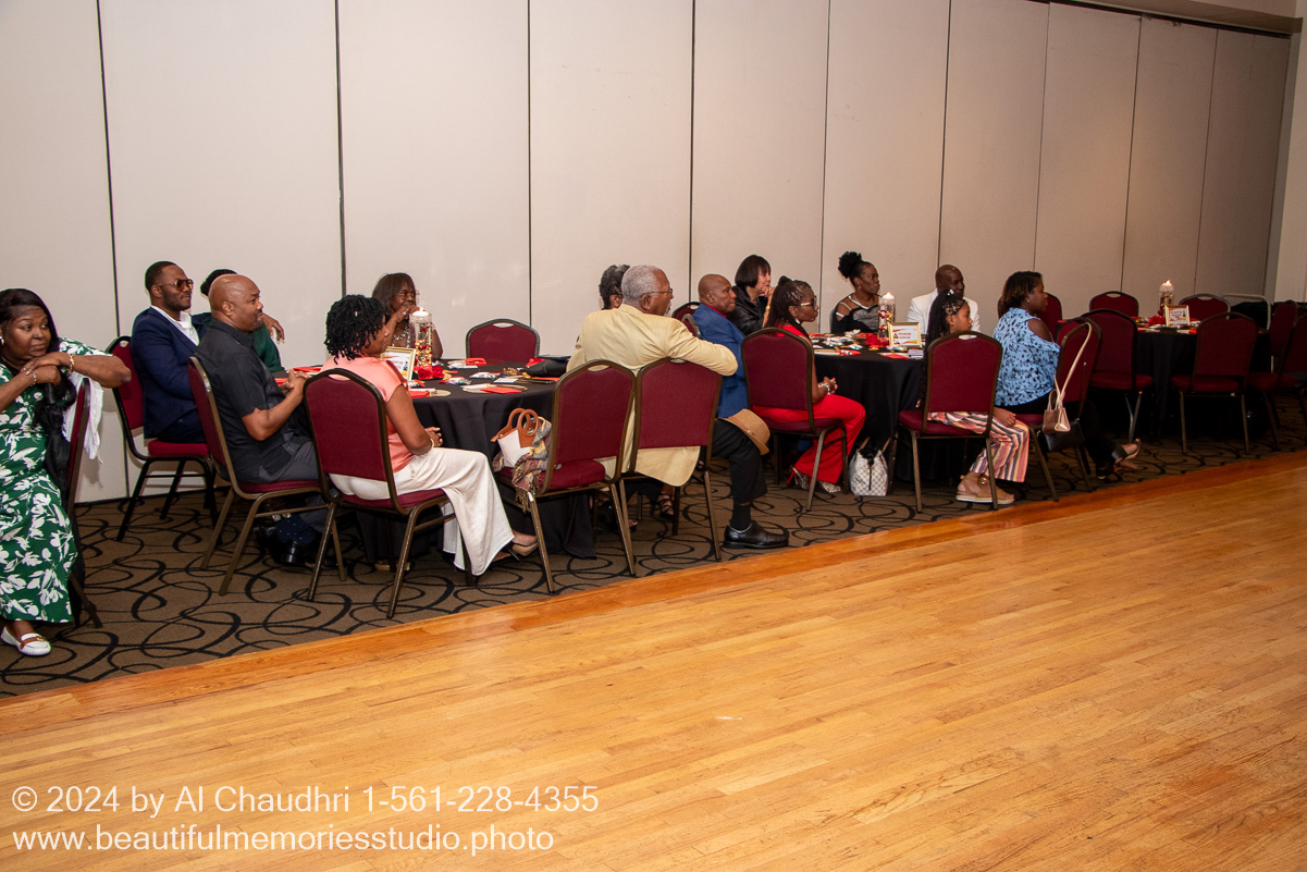 Retirement celebration of Mavis Cole on October 12, 2024 by Al Chaudhri / www.beautifulmemoriesstudio.photo