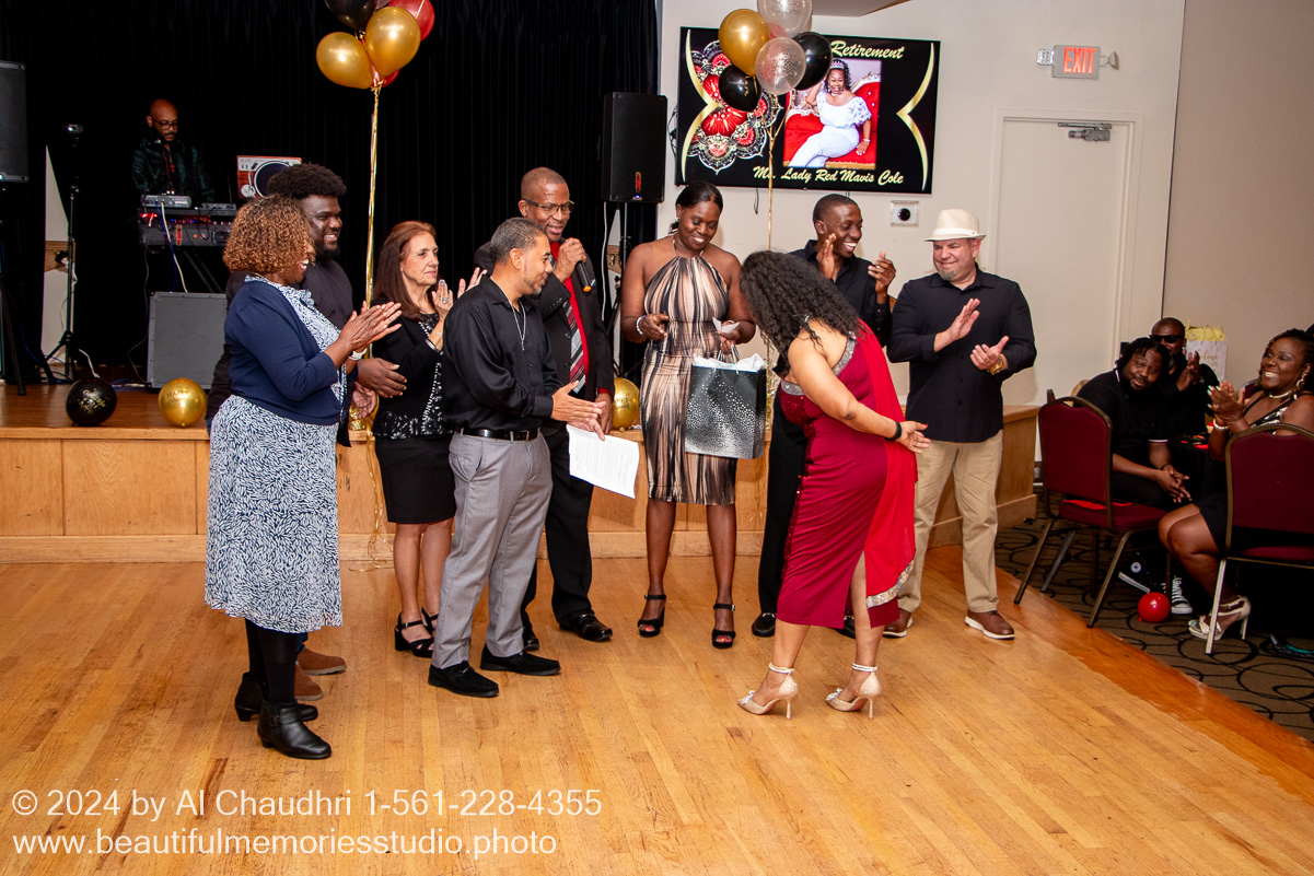 Retirement celebration of Mavis Cole on October 12, 2024 by Al Chaudhri / www.beautifulmemoriesstudio.photo